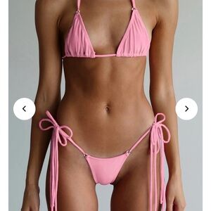 Coulbourne Bikini Set NWT Size Small/Large